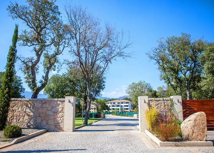 Domaine D'arca, T2 Jardin Prive/piscine/tennis Porto-Vecchio (Corsica)